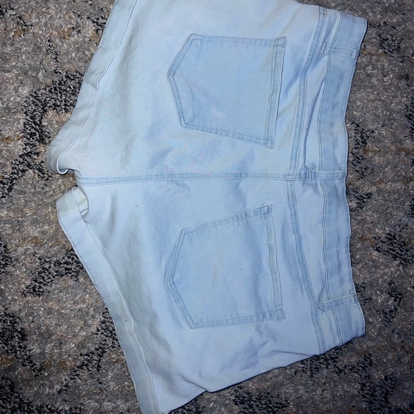 Light blue forever 21+ Jean shorts - Picture 2 of 3